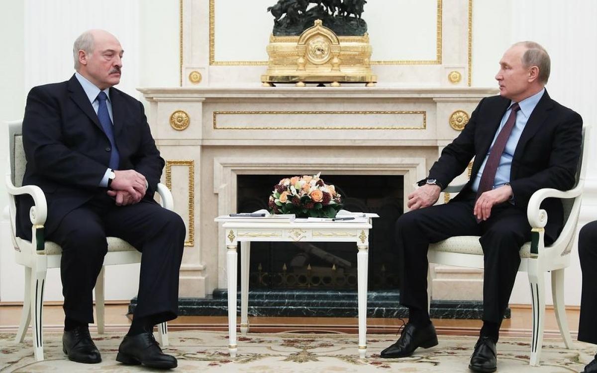 Tổng thống Nga Vladimir Putin và Tổng thống Belarus Alexander Lukashenko. Ảnh: TASS.