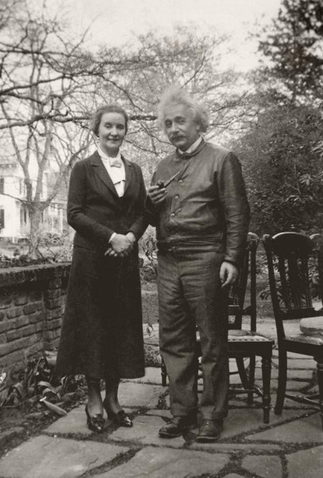 Nhà bác học vĩ đại Einstein vướng bẫy tình của nữ điệp viên Nga  - ảnh 3