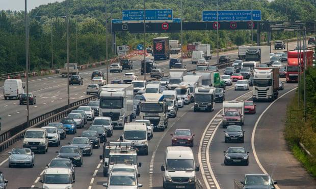 Tiếng ồn từ phương tiện giao thông có thể làm gia tăng nguy cơ sa sút trí tuệ - Ảnh 1.