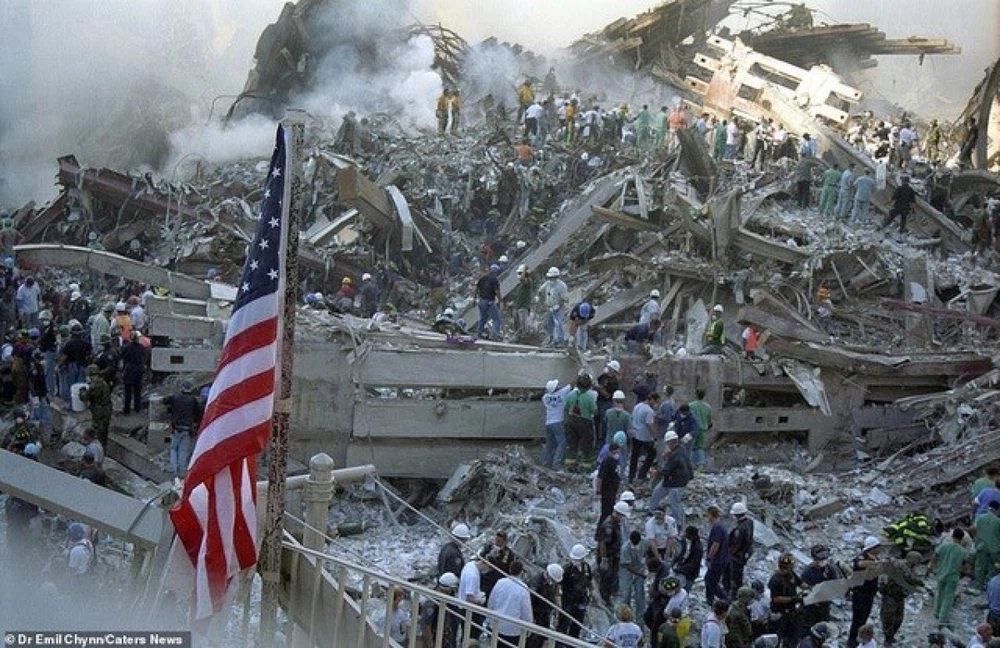 Không tặc gây ra vụ khủng bố 11/9 đã qua mắt các đặc vụ CIA và FBI của Mỹ như thế nào? - Ảnh 3.