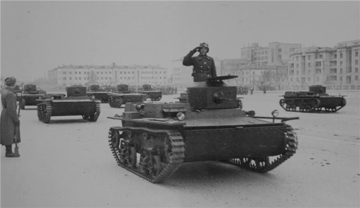 Ba cuộc duyệt binh hoành tráng của Liên Xô năm 1941 - 4