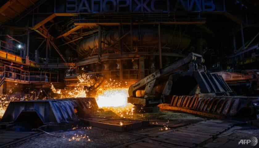 Thăm nhà máy &#34;sinh đôi&#34; với Azovstal, hiểu vì sao lính Ukraine có thể cố thủ hơn 2 tháng - 3