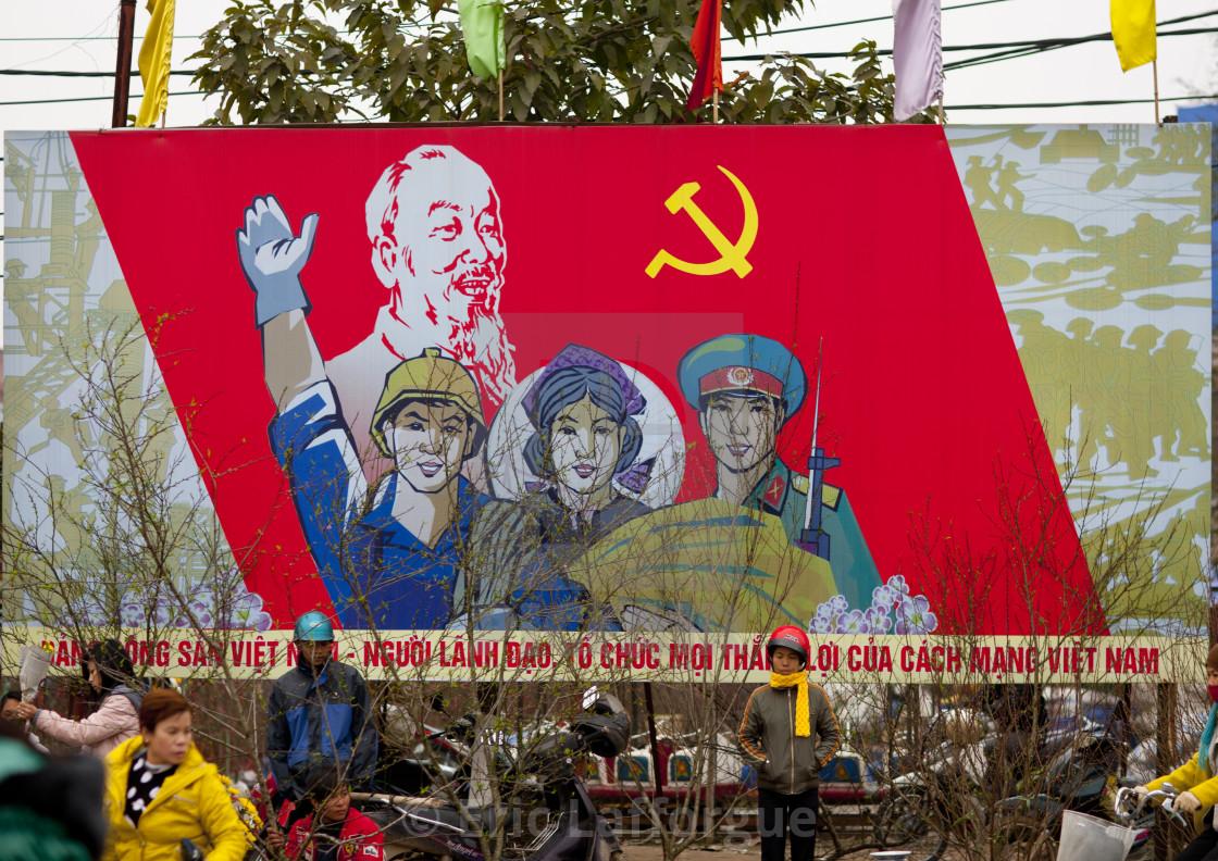 Nhận diện những nguy cơ bên trong của Đảng Cộng sản Việt Nam