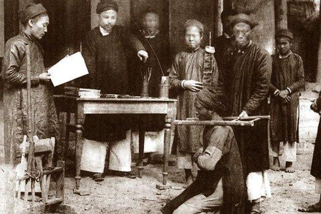 Vua Minh Mạng và những vụ xử án hối lộ lớn -0