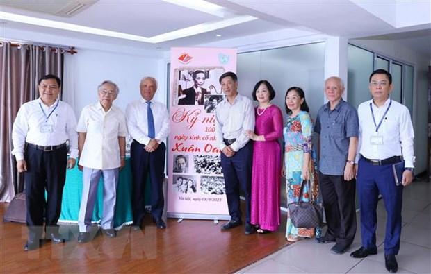 Trang trong ky niem 100 nam ngay sinh co nhac sy Xuan Oanh hinh anh 3