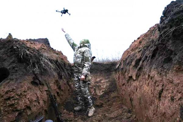 UAV và cuộc chiến kiến – voi - 1