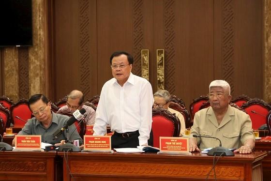 Ông Phạm Quang Nghị, nguyên Bí thư Thành ủy Hà Nội cho rằng tại Hà Nội còn nhiều công trình xây dựng vượt tầng so với giấy phép ảnh 1