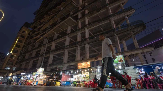 Một thành phố Campuchia từng hút 'làn sóng tiền' Trung Quốc: Người Trung rời đi, để lại 500 'tòa nhà ma'- Ảnh 1.