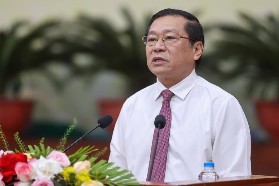 TS. Lại Xuân Môn, Ủy viên Ban Chấp hành Trung ương Đảng, Phó Trưởng ban Thường trực Ban Tuyên giáo Trung ương, Chủ tịch Hội đồng Khoa học các cơ quan Đảng Trung ương phát biểu đề dẫn Hội thảo. 