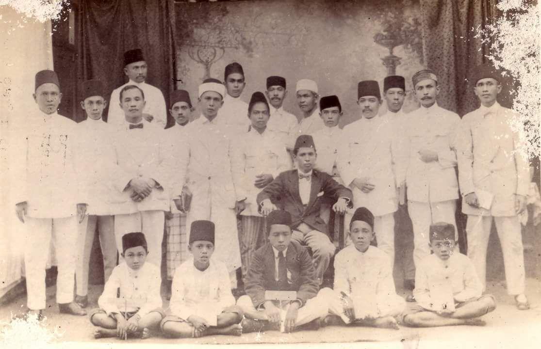 Về liên minh Cộng sản – Hồi giáo ở Indonesia đầu thế kỷ 20