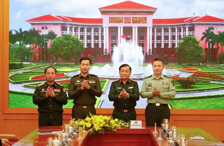 Việt Nam mời Bộ Quốc phòng Trung Quốc, Lào, Campuchia  cử quân nhân tham gia diễu binh dịp 30-4 - Ảnh 1.