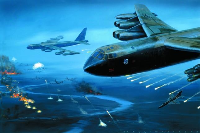 Sử gia Mỹ nhìn nhận về B - 52 bị bắn rơi và Tác động chiến lược của nó - Ảnh 1.