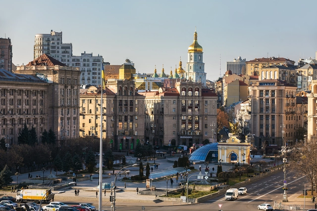 Kinh tế Ukraine có thể chỉ tăng trưởng 2% nhưng đang nắm "vũ khí" 46 tỷ USD - Ảnh 1.