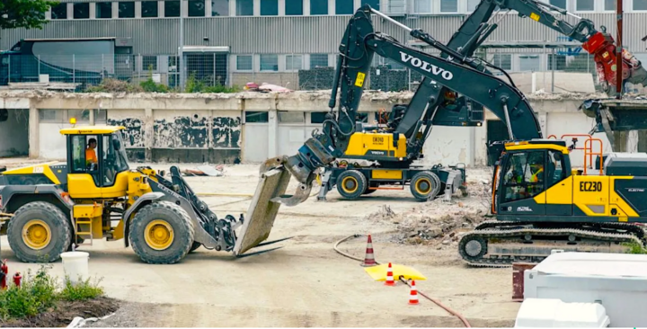 Công trường tháo dỡ "xanh" tại thành phố Erlangen, Đức với 100% thiết bị điện, gây ít tiếng ồn. (Ảnh: Electrek)
