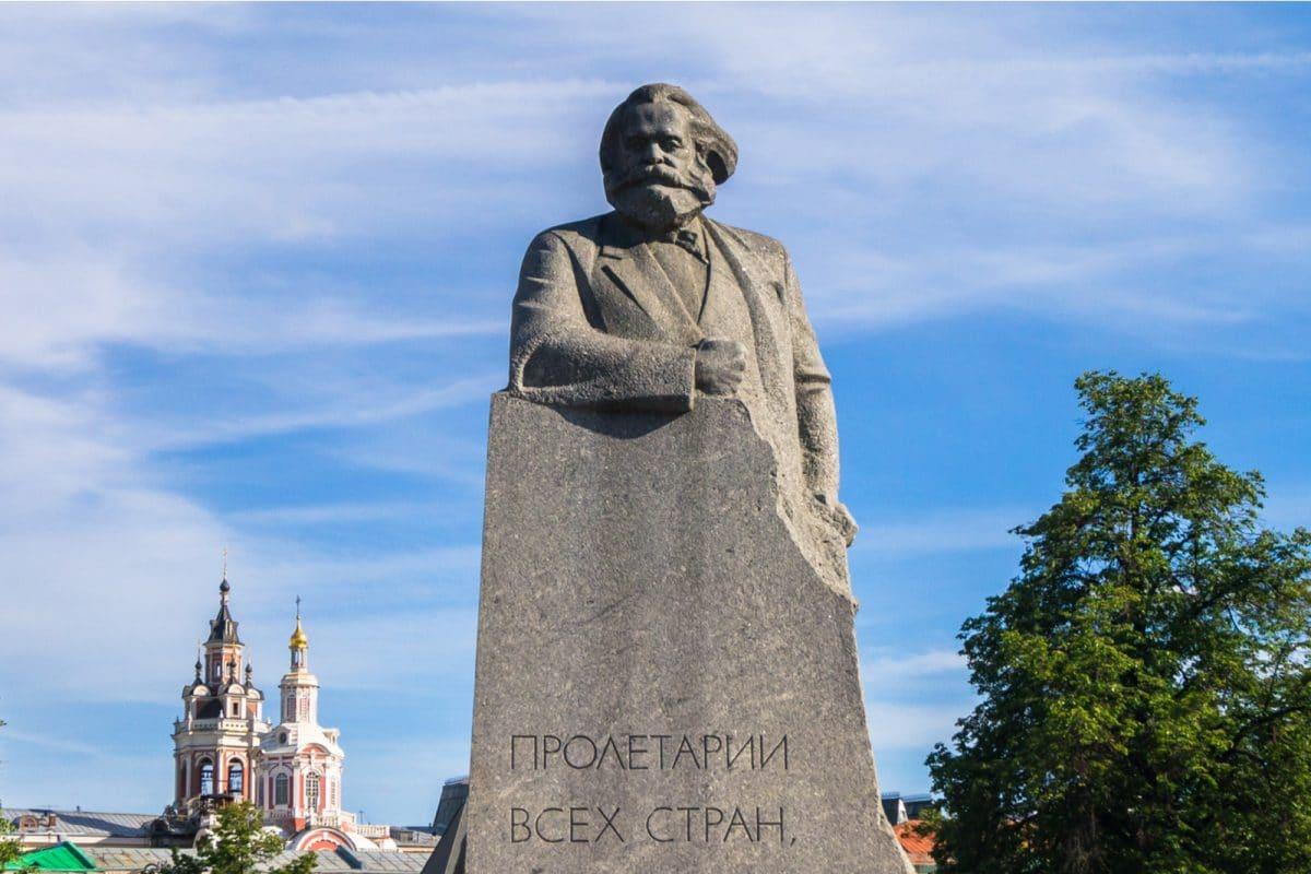 Marx có phải chịu trách nhiệm cho sai lầm của các chế độ Cộng sản không?